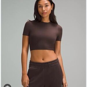Lululemon wundermost ultra soft cropped top